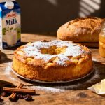 Torta di mele con pane raffermo: la ricetta salvavita da tenere sul tuo cellulare
