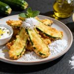 Tempura di Zucchine Croccanti con Salsa allo Yogurt e Limone: ricetta e Consigli